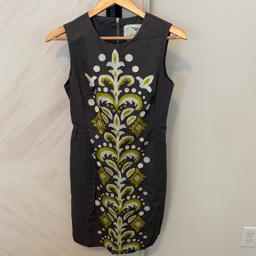 NWOT Tabitha Gray Dress with Green Embroidery